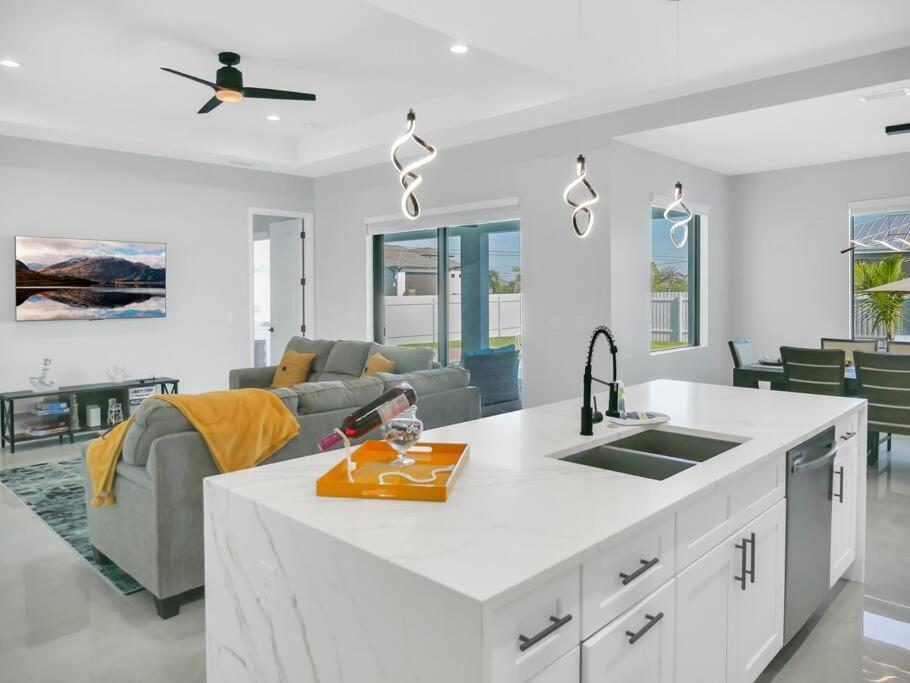 Casa Sevilla, Heated Pool, Sleeps 9, 4B3B 珊瑚角 外观 照片